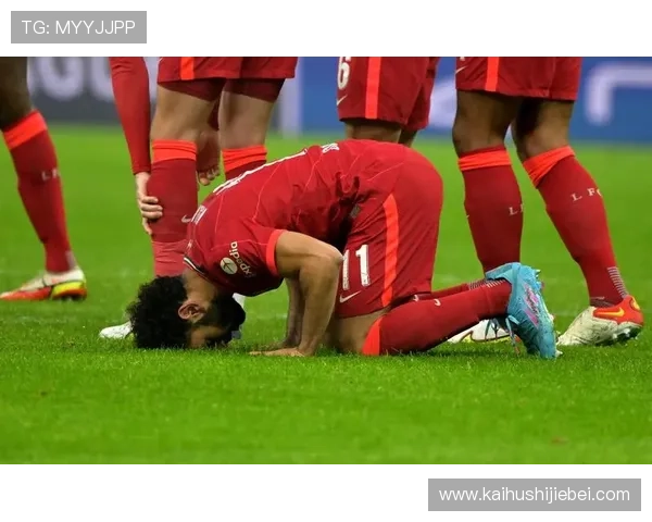 回顾历届世界杯点球大战中最惊心动魄的瞬间,感受足球比赛的紧张与激情 回顾历届世界杯点球大战中最惊心动魄的瞬间,感受足球比赛的紧张与激情